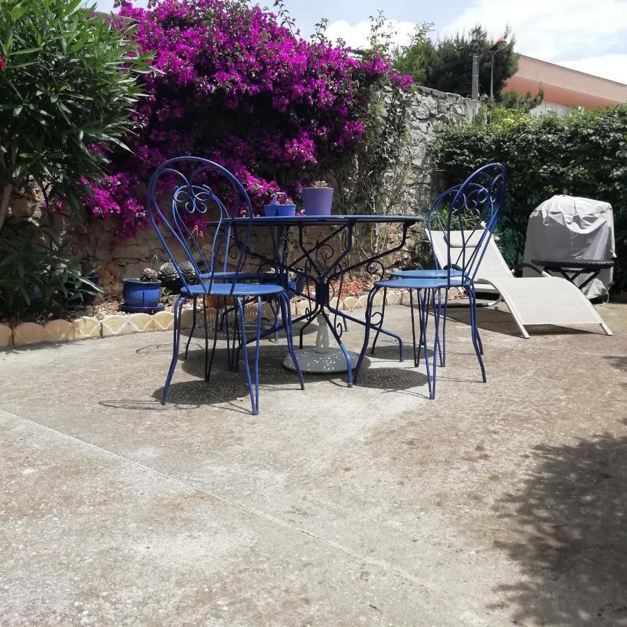 Studio En Rez De Jardin Narbonne Apartment ภายนอก รูปภาพ